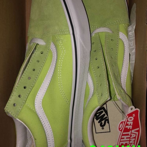 Vans - Picture 1 of 1